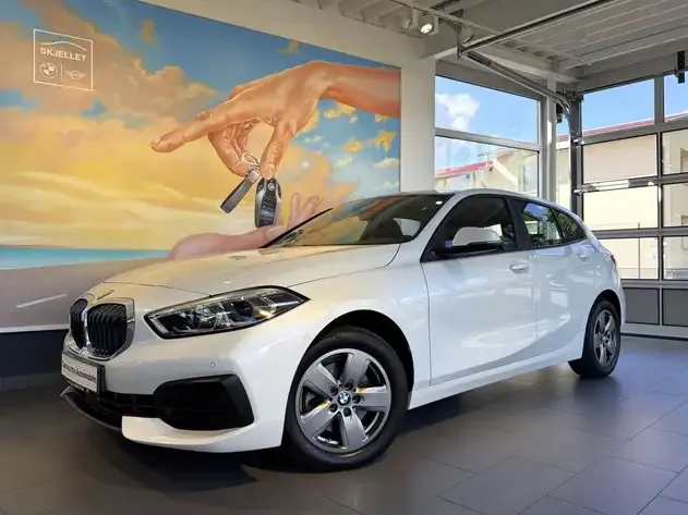 BMW 118