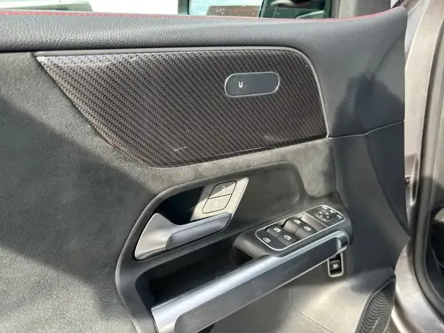 Mercedes-Benz GLB 35 AMG