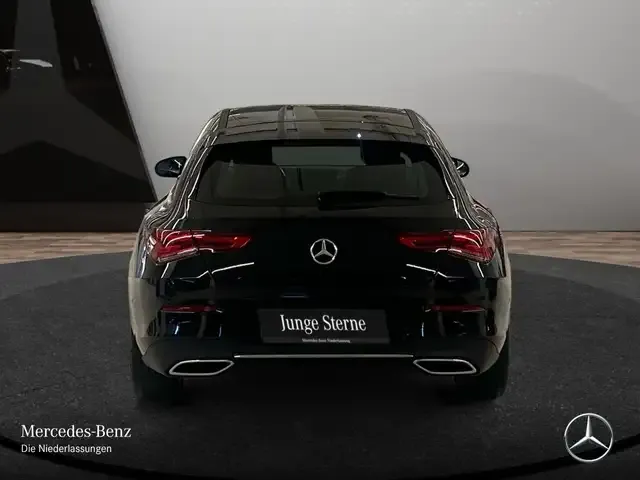 Mercedes-Benz CLA 220
