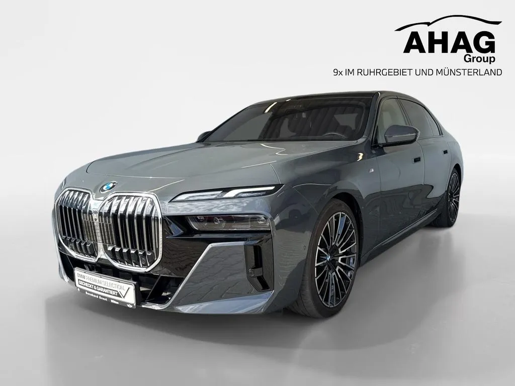 BMW 740