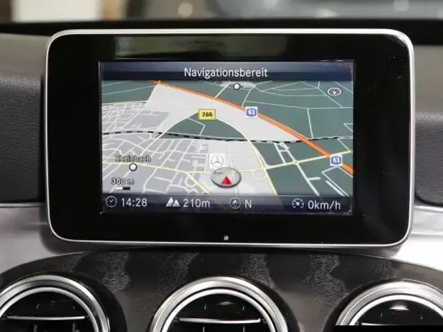 Mercedes-Benz C 200
