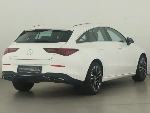 Mercedes-Benz CLA 180
