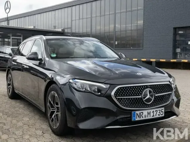 Mercedes-Benz E 220