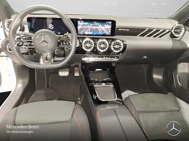 Mercedes-Benz A 35 AMG