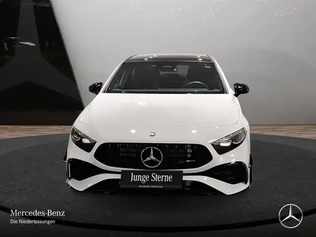 Mercedes-Benz A 35 AMG