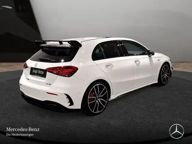 Mercedes-Benz A 35 AMG