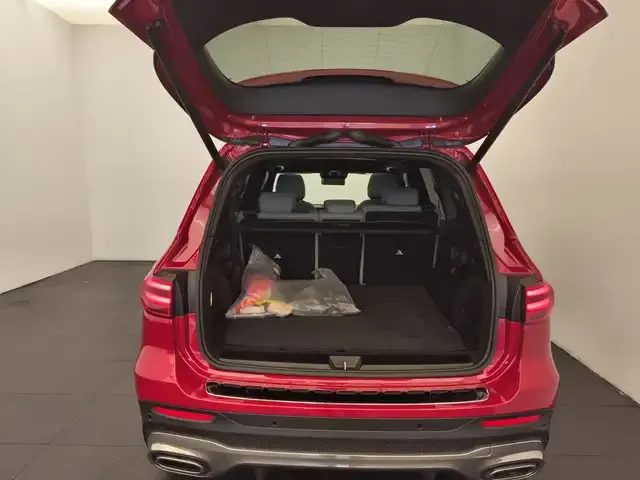 Mercedes-Benz GLB 250