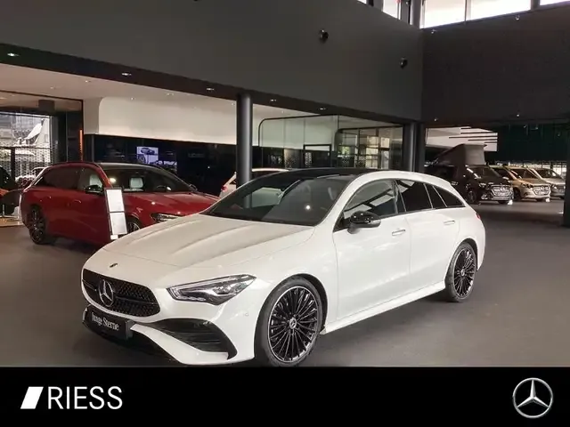Mercedes-Benz CLA 200