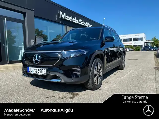 Mercedes-Benz EQB 300