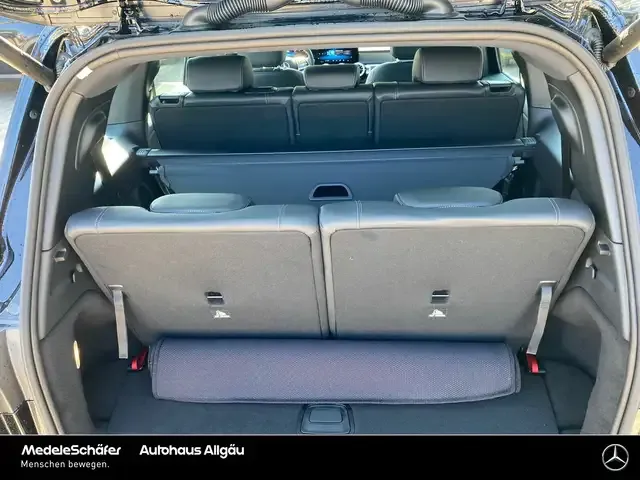 Mercedes-Benz EQB 300