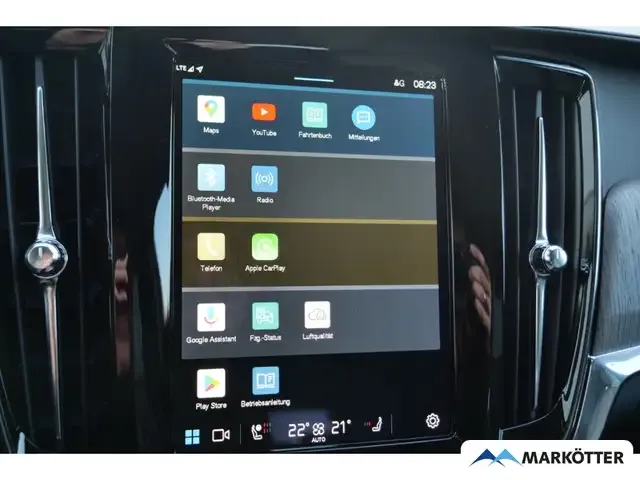 Volvo V90 Cross Country