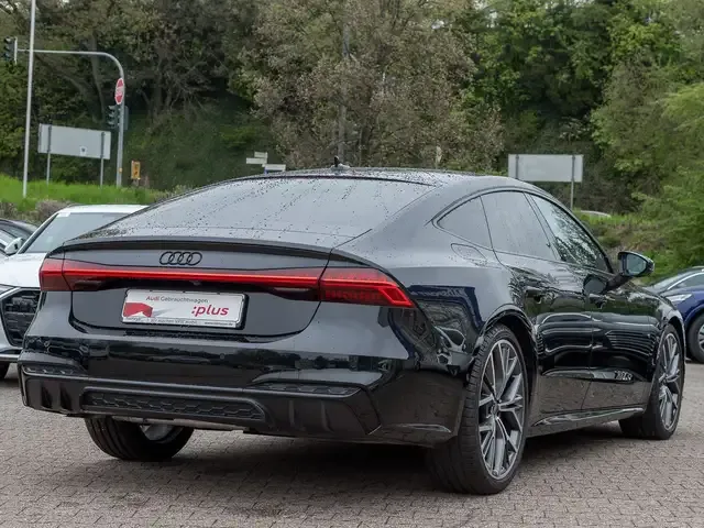 Audi S7