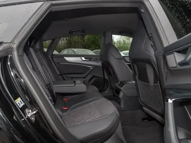 Audi S7