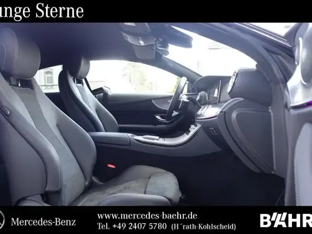 Mercedes-Benz E 220