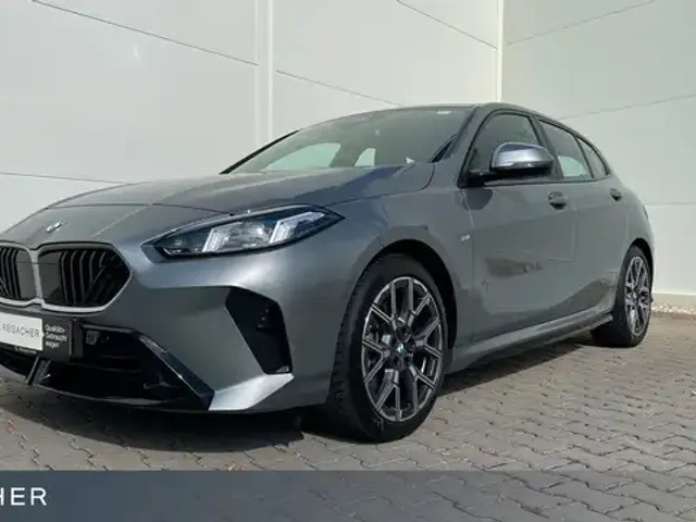 BMW 120