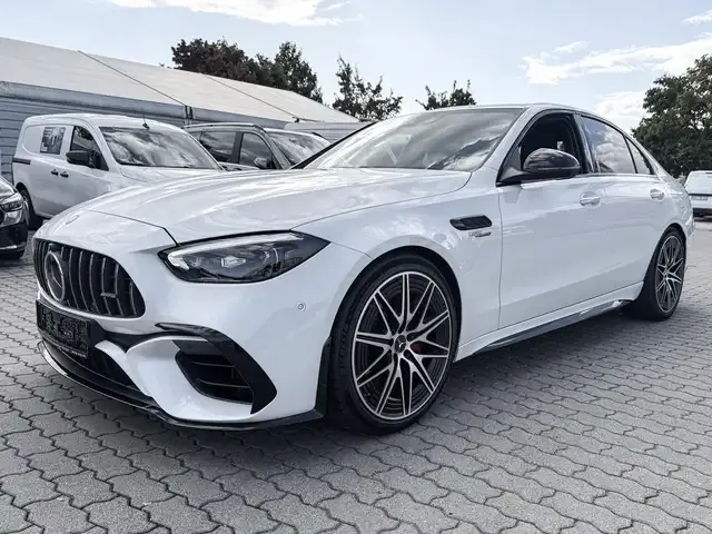 Mercedes-Benz C 63 AMG