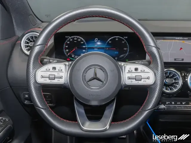 Mercedes-Benz EQA 300