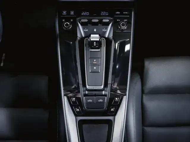 Porsche 992