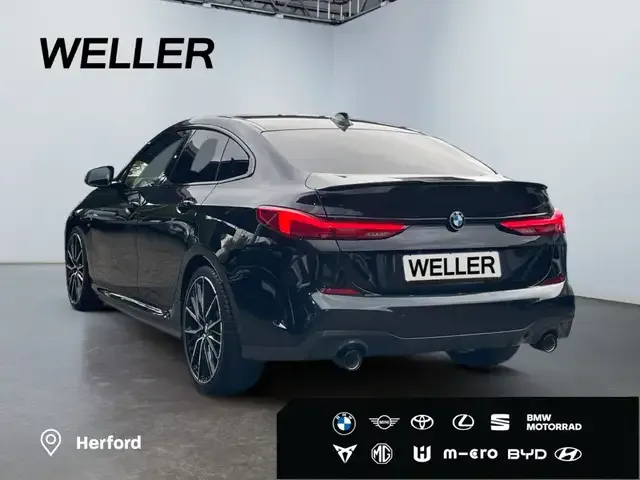 BMW 220