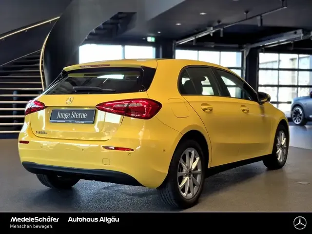 Mercedes-Benz A 250