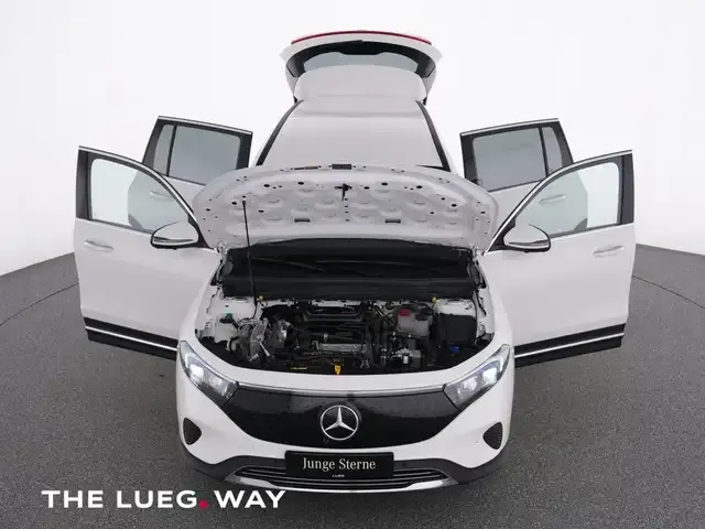 Mercedes-Benz EQB 300