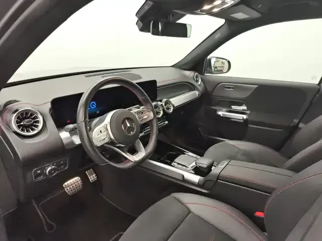Mercedes-Benz EQB 250
