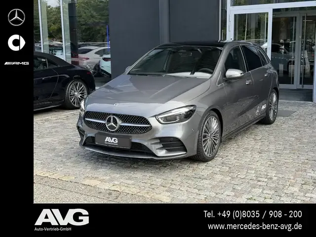 Mercedes-Benz B 220