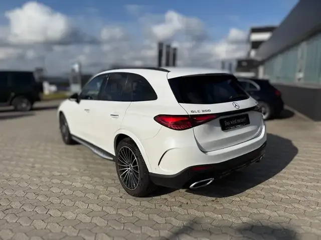 Mercedes-Benz GLC 300