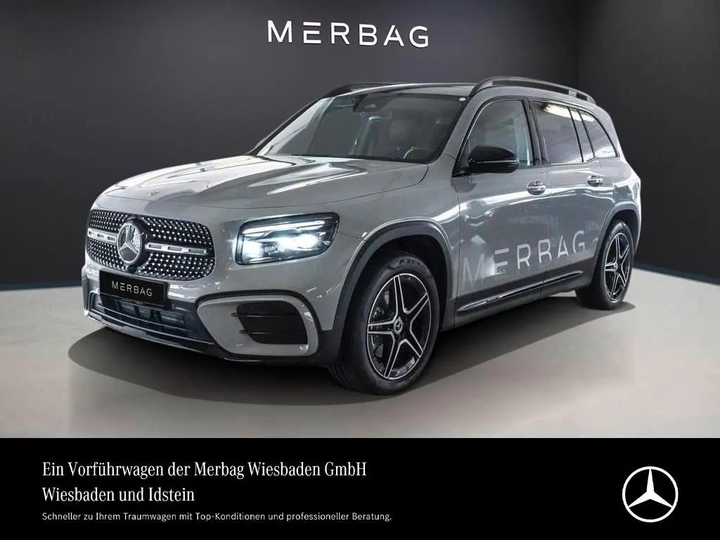 Mercedes-Benz GLB 200