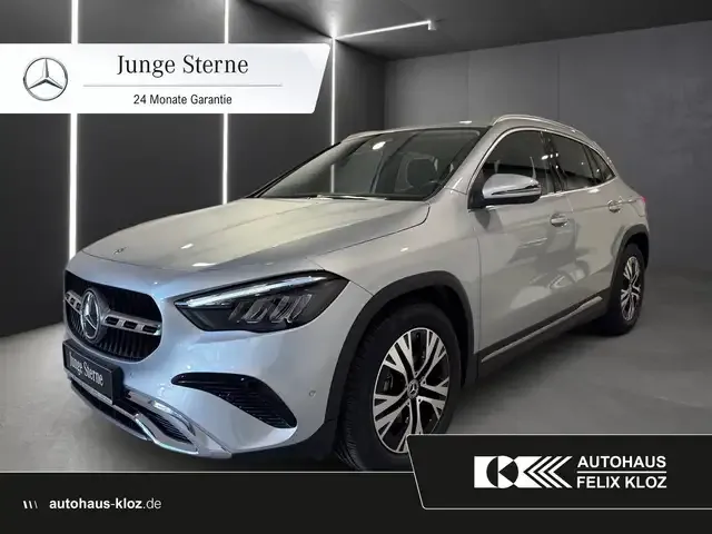 Mercedes-Benz GLA 200