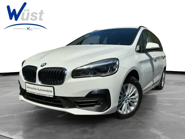 BMW 218