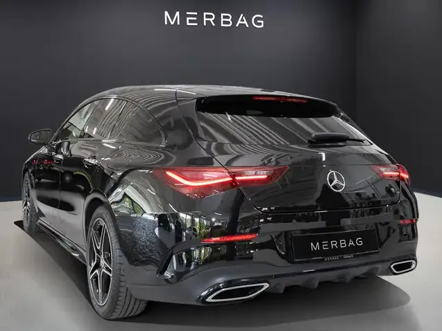Mercedes-Benz CLA 180