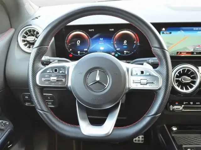 Mercedes-Benz GLA 250