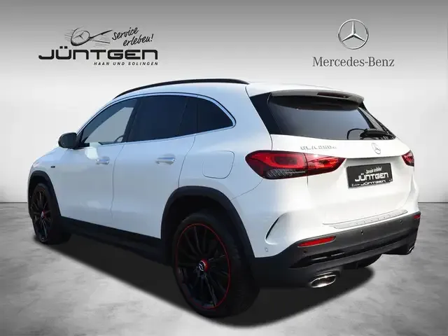 Mercedes-Benz GLA 250