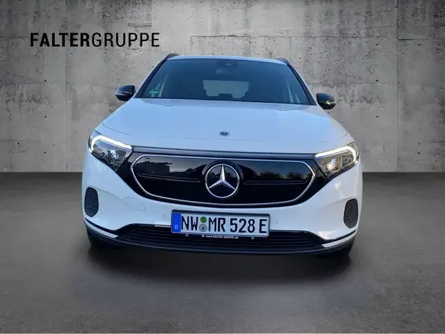 Mercedes-Benz EQA 300