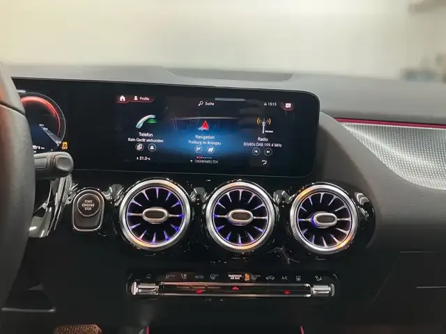 Mercedes-Benz GLA 250