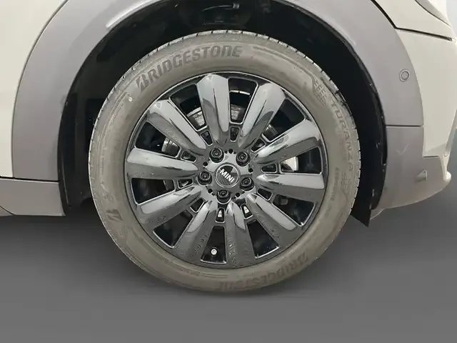 MINI Cooper SE Countryman