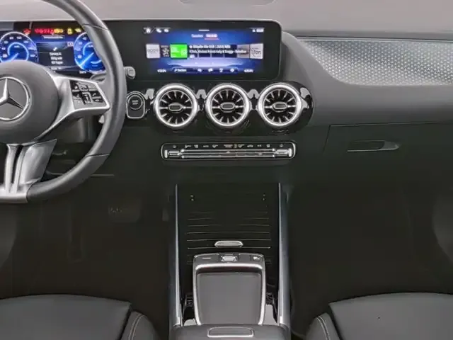 Mercedes-Benz EQA 300