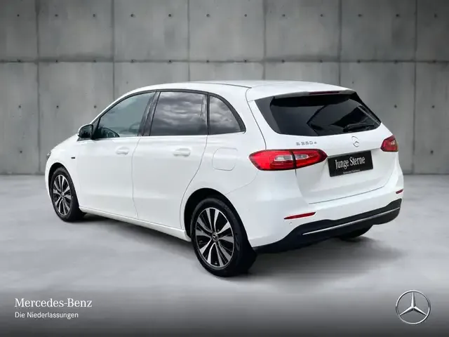 Mercedes-Benz B 250