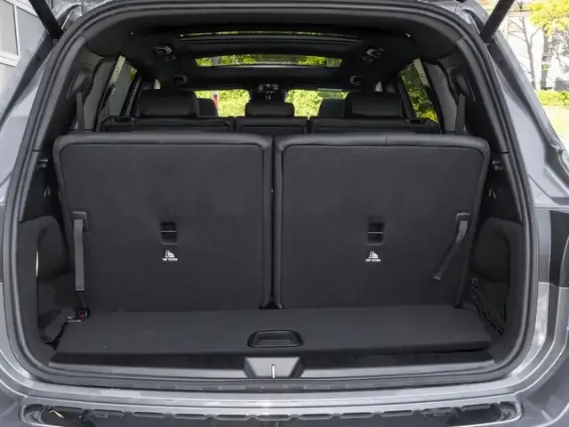 Mercedes-Benz GLB 220
