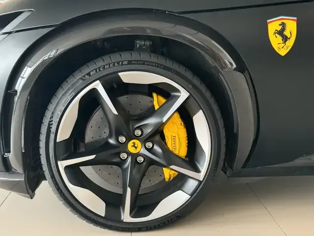 Ferrari Purosangue