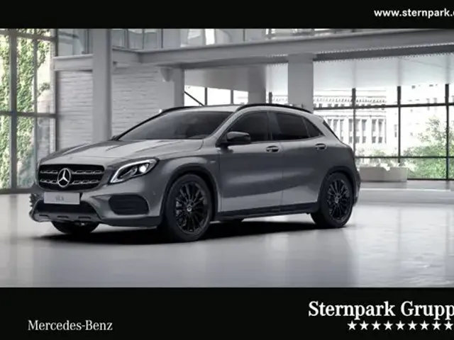 Mercedes-Benz GLA 200