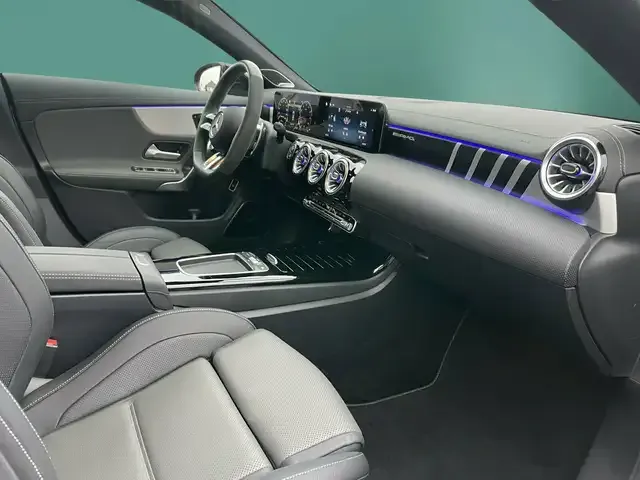 Mercedes-Benz CLA 45 AMG