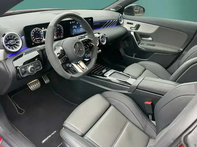 Mercedes-Benz CLA 45 AMG