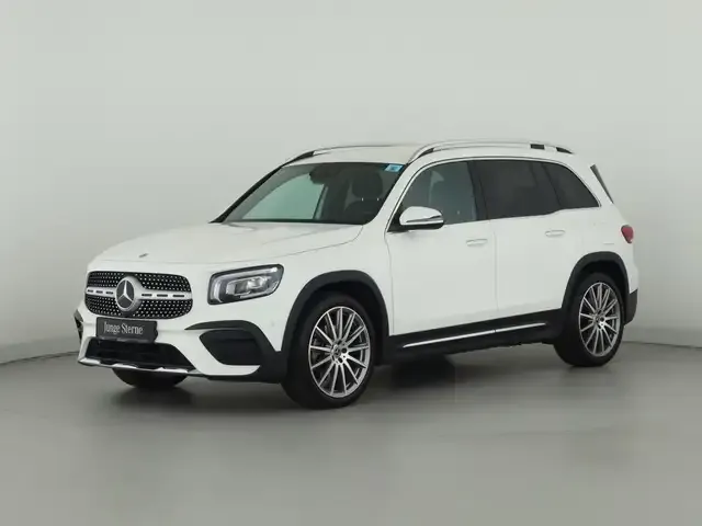 Mercedes-Benz GLB 220