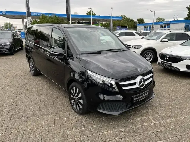 Mercedes-Benz V 250