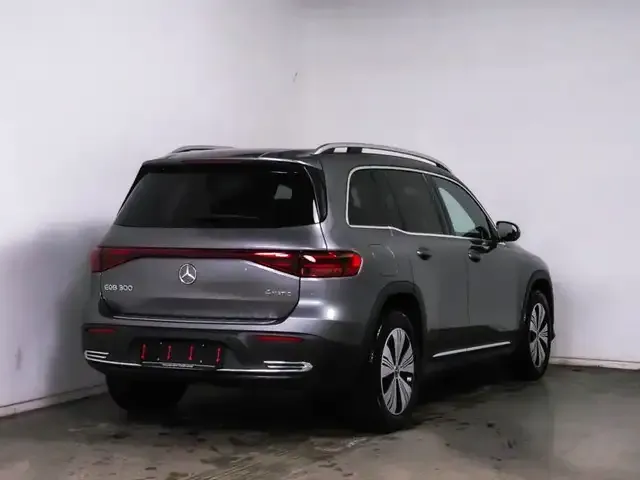 Mercedes-Benz EQB 300