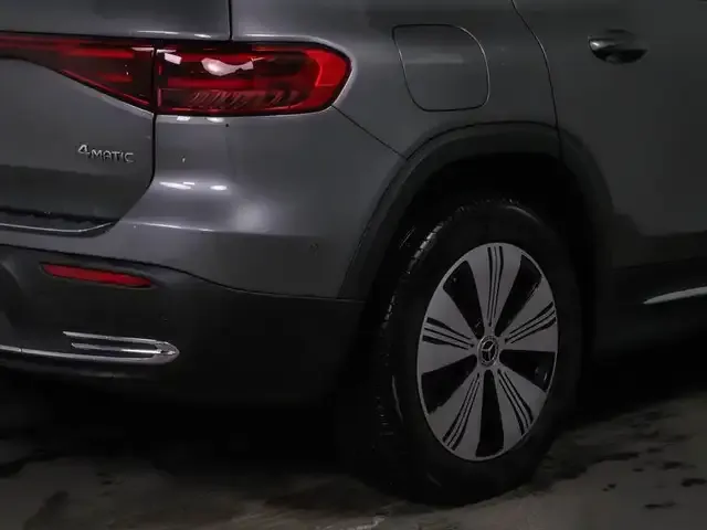 Mercedes-Benz EQB 300