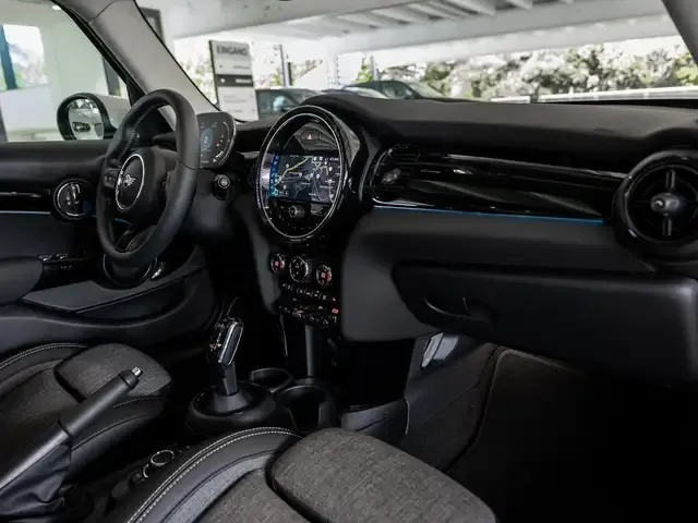 MINI Cooper C