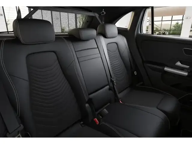 Mercedes-Benz GLA 220